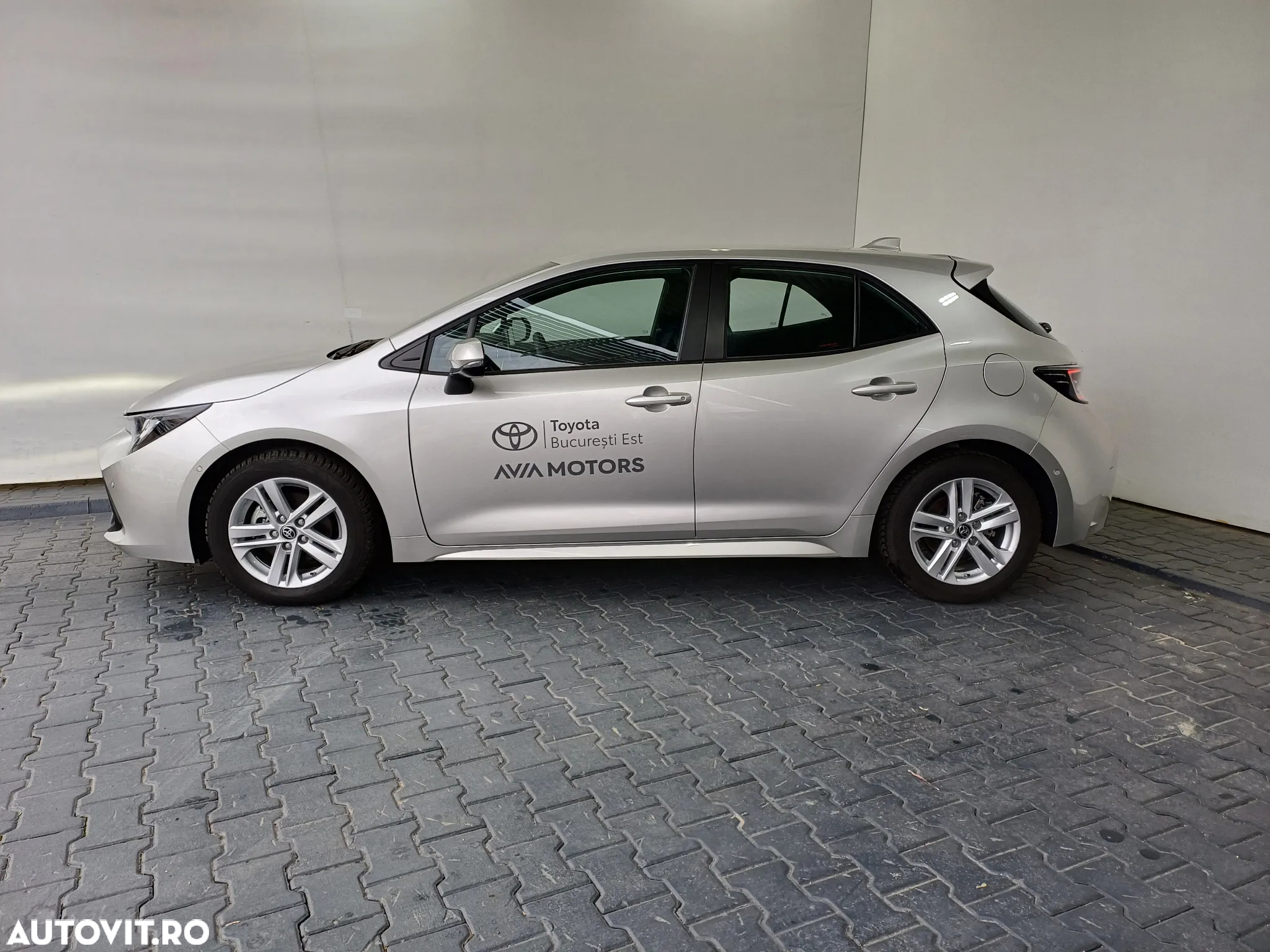 Toyota Corolla 1.8 HSD Dynamic - 2