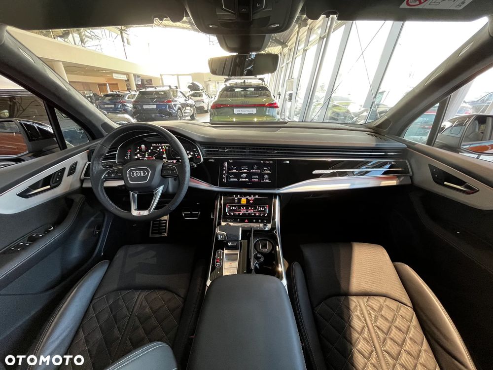 Audi SQ7 - 11