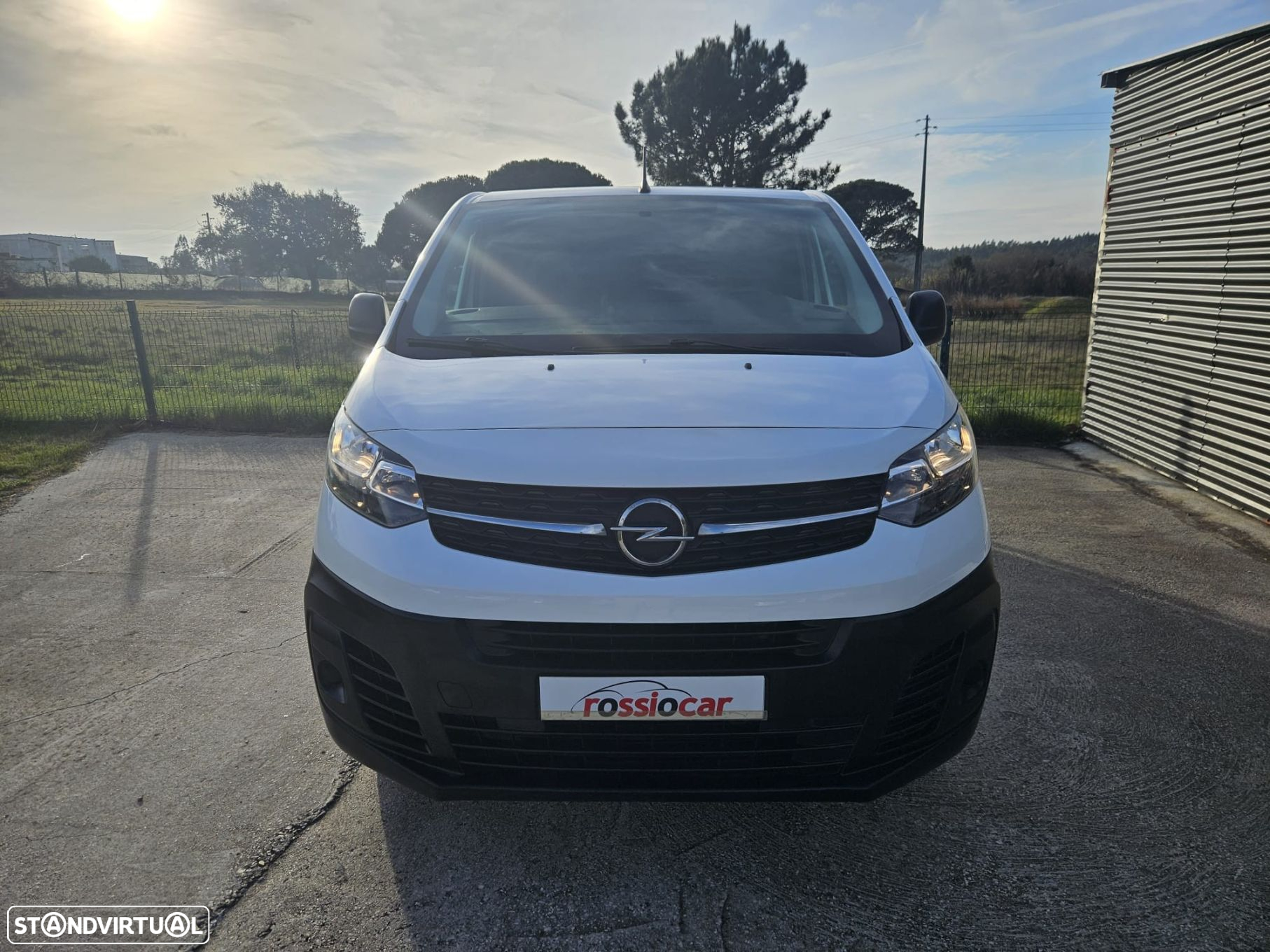 Opel Vivaro 1.5 CDTi L2H1 Essentia - 3