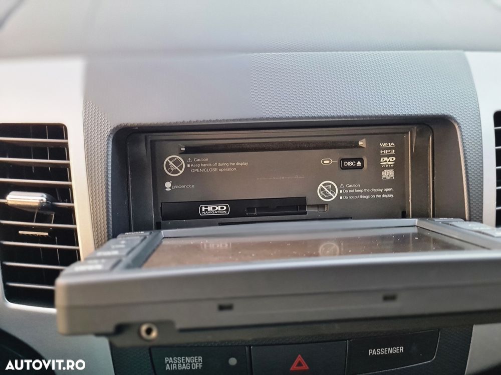 Peugeot 4007 2.2 HDI Premium - 22