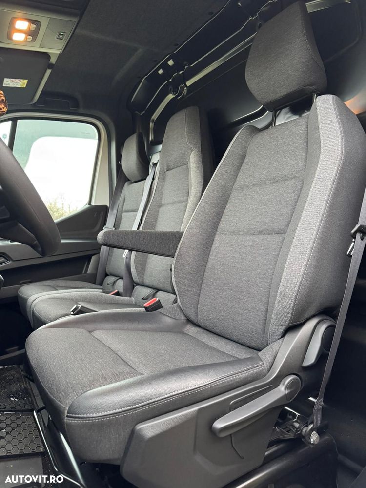 Nissan Interstar - 10