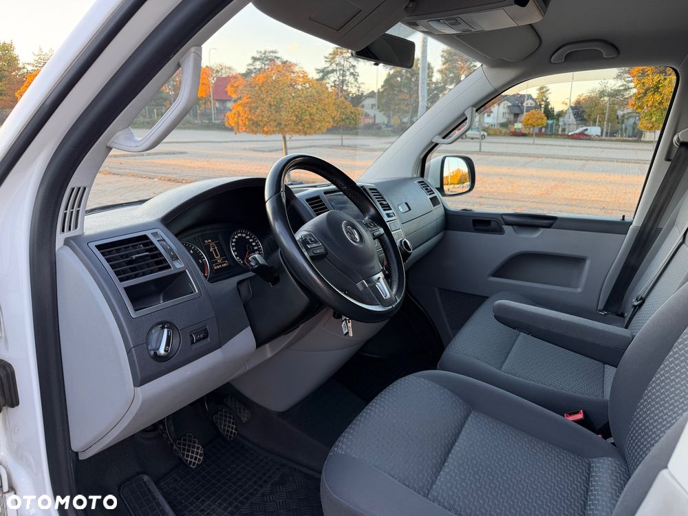 Volkswagen Transporter - 11