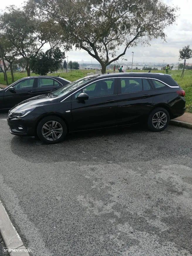 Opel Astra Sports Tourer 1.6 CDTI Dynamic S/S - 2