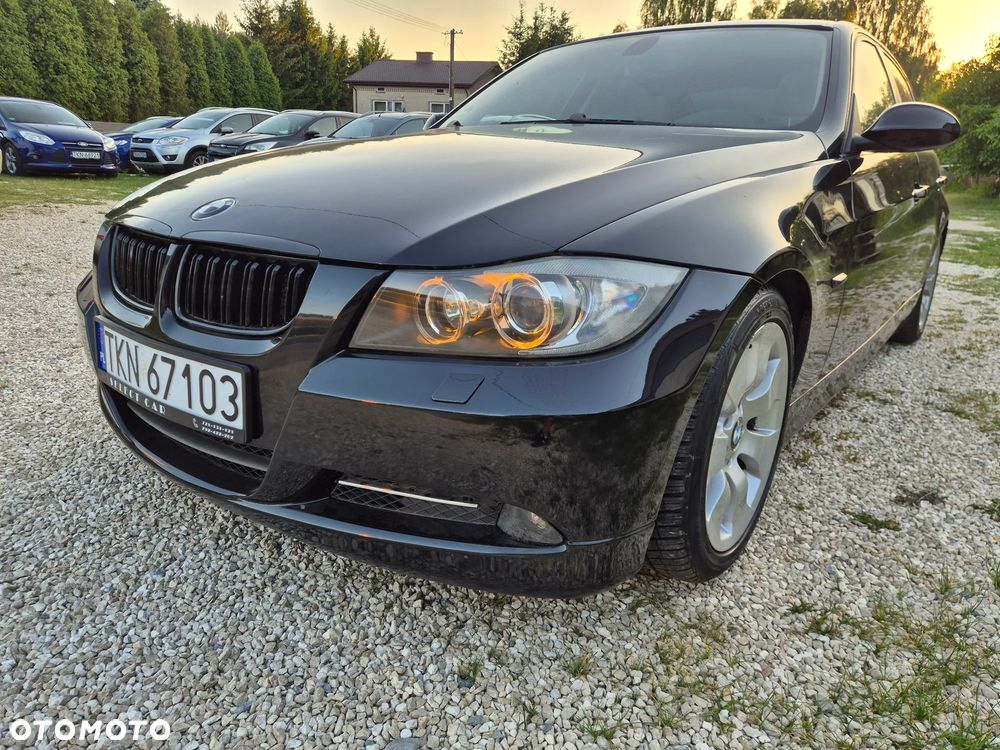 BMW Seria 3 325i - 4