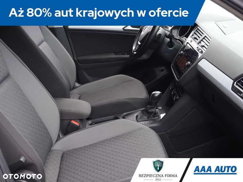 Volkswagen Tiguan - 10