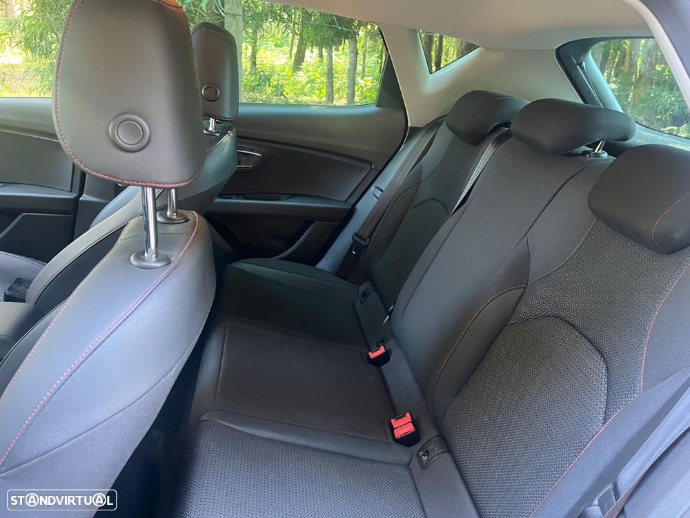 SEAT Leon 2.0 TDI DPF S&S FR - 9