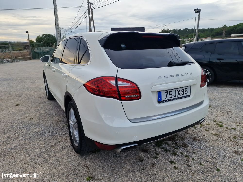 Porsche Cayenne - 8