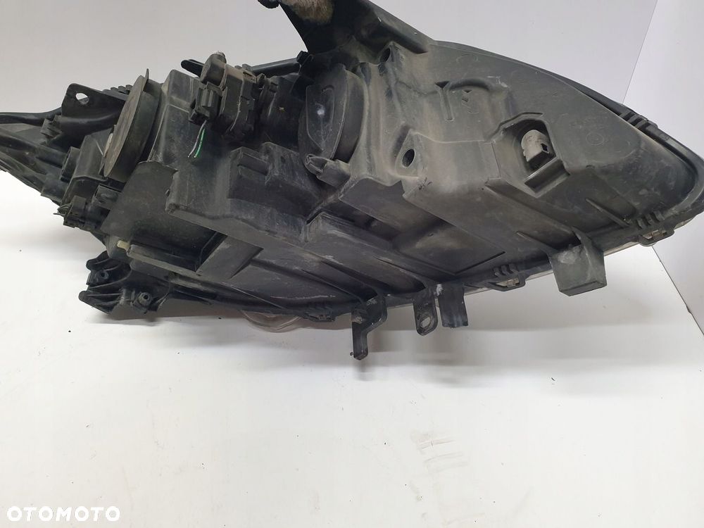 REFLEKTOR LAMPA PRZEDNIA PRAWA PRZÓD PRAWY RENAULT LAGUNA III 2008 ROK - 7