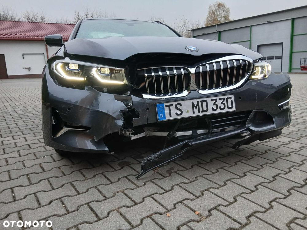 BMW Seria 3 - 8