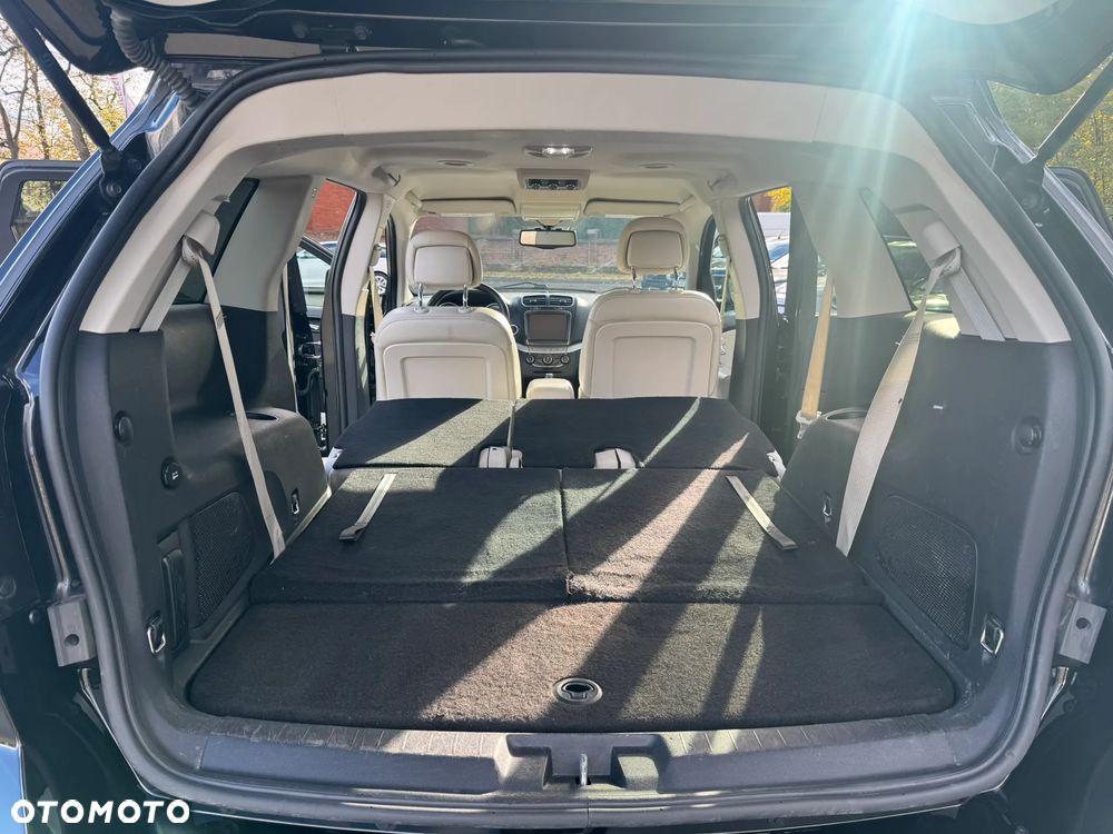 Fiat Freemont 2.0 Multijet Lounge AWD - 21