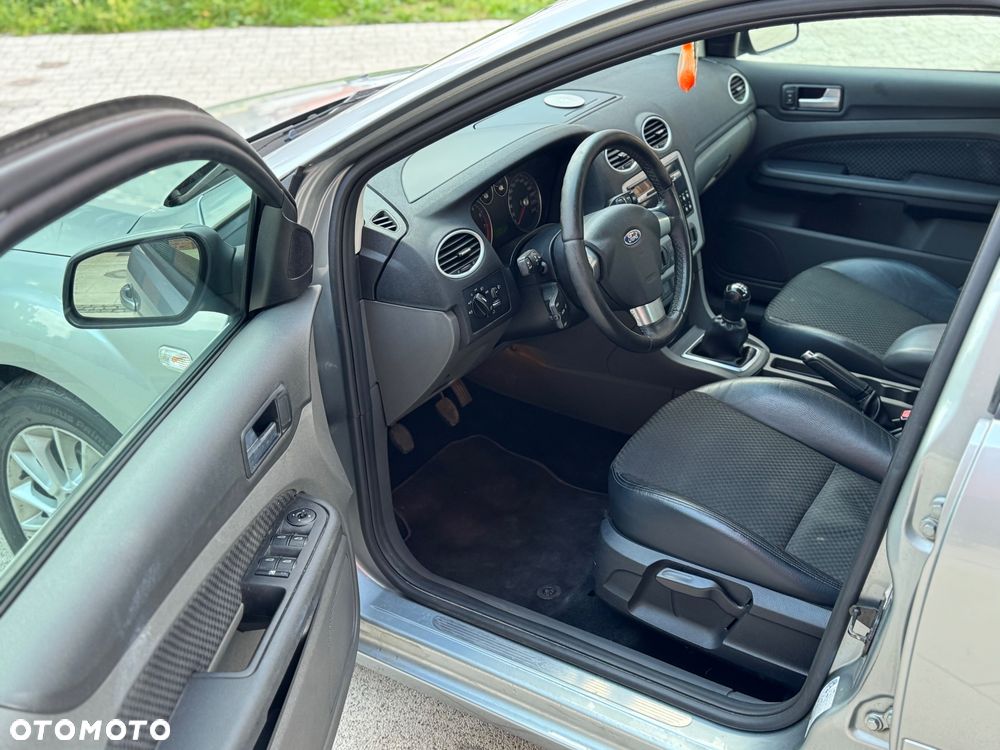 Ford Focus - 9