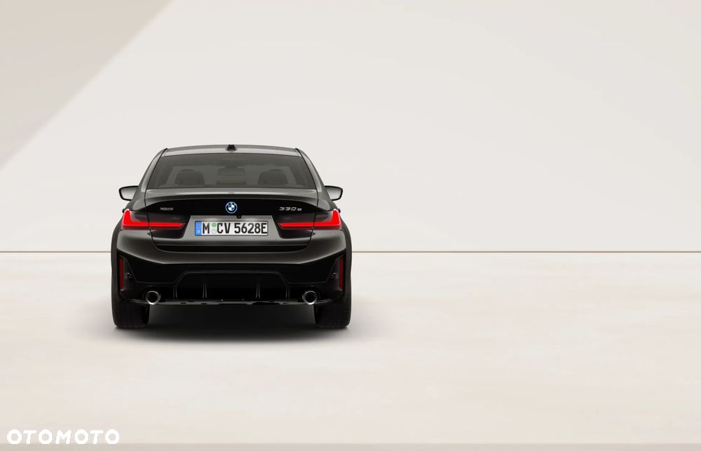 BMW Seria 3 330e PHEV xDrive - 7