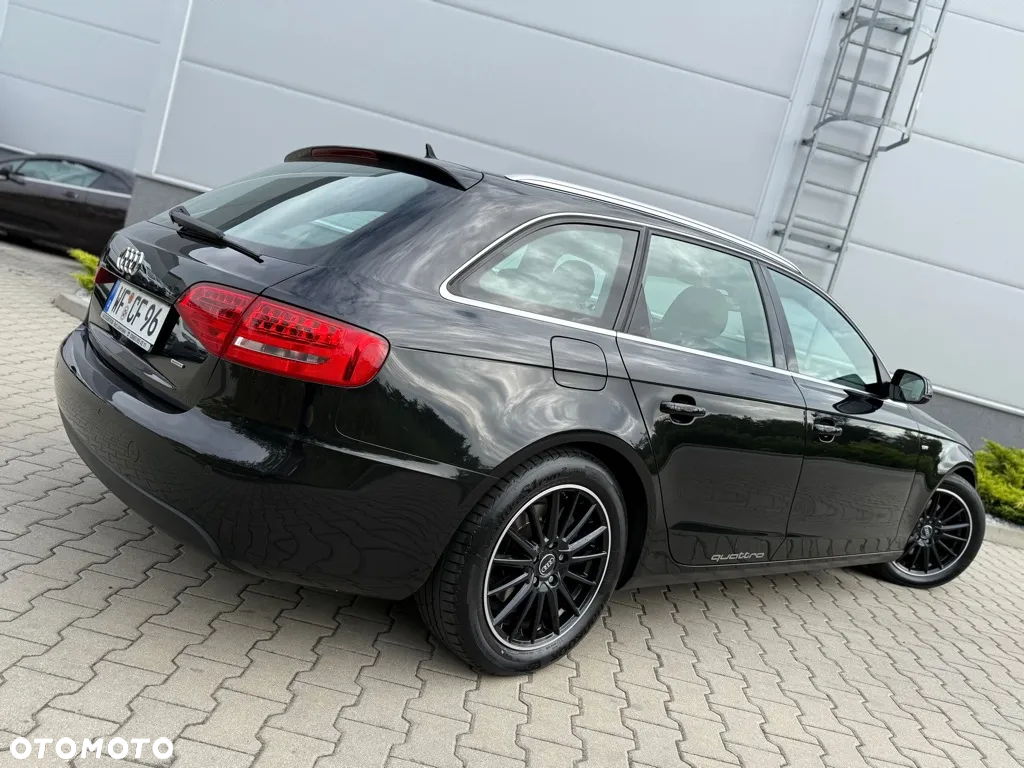 Audi A4 Avant 2.0 TDI DPF quattro S line Sportpaket (plus) - 4