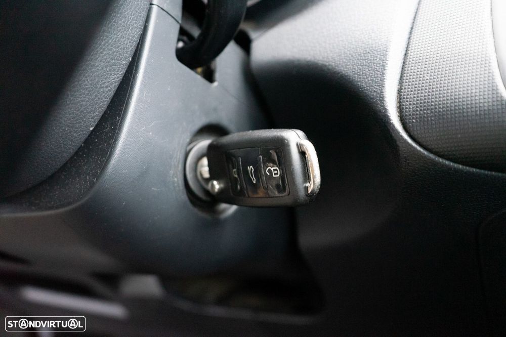 SEAT Ibiza SC 1.2 TSi FR - 40