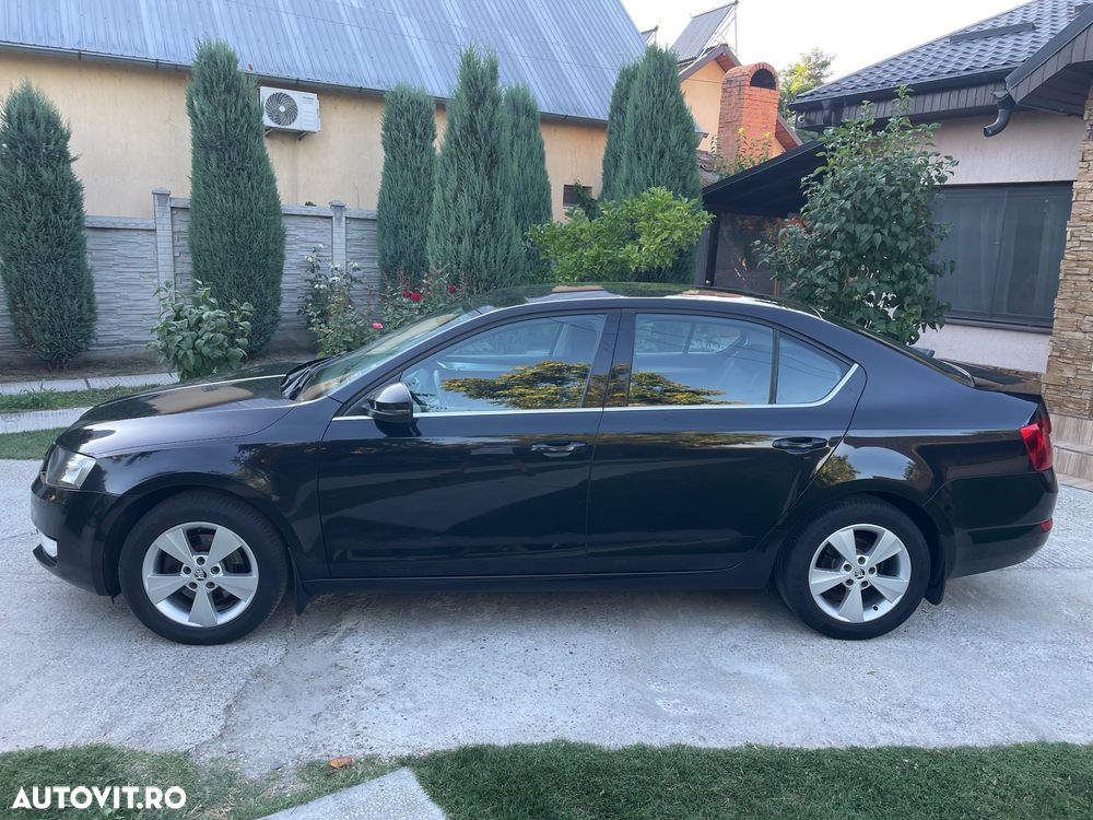 SKODA Octavia 2015 — imagine 3