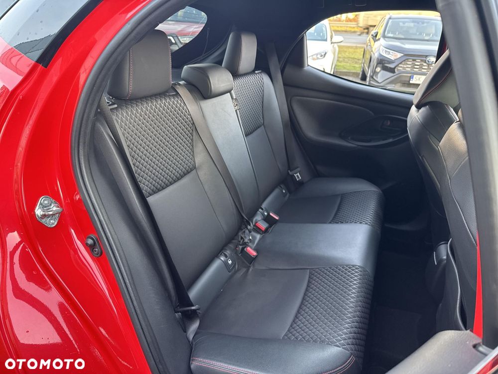 Toyota Yaris - 21