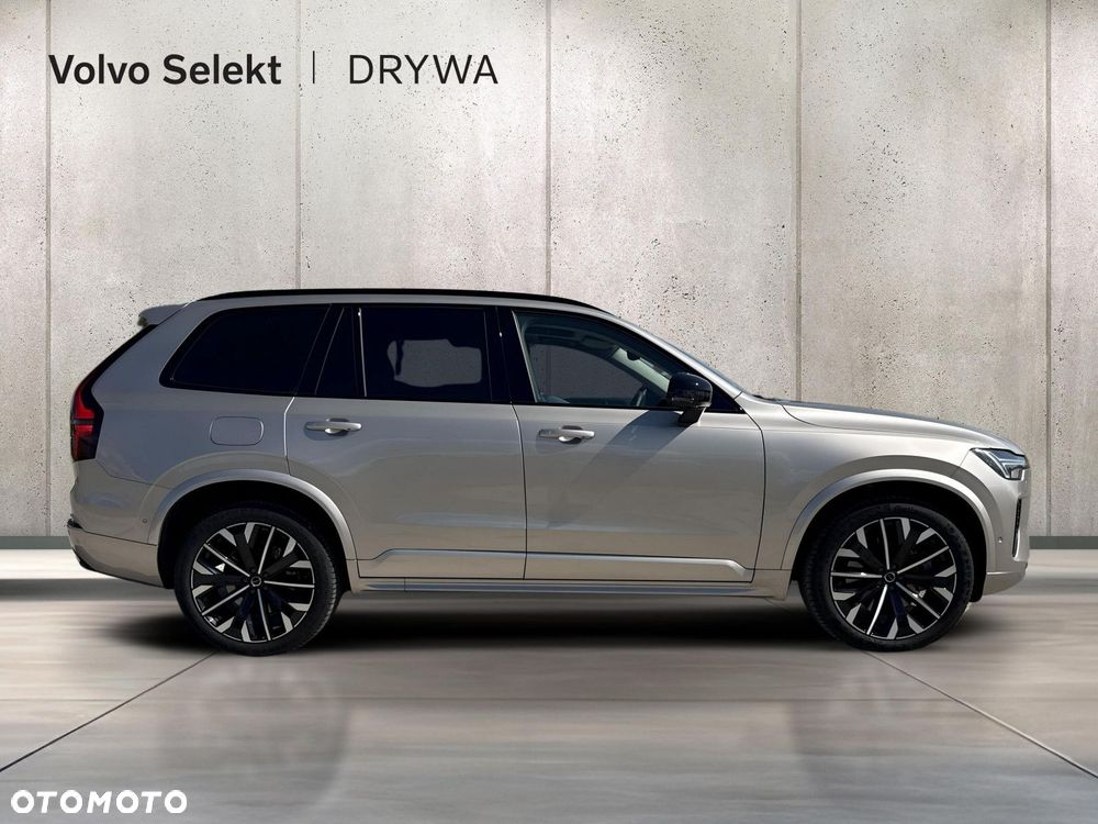 Volvo XC 90 T8 AWD Plug-In Hybrid Ultra Dark 7os - 7