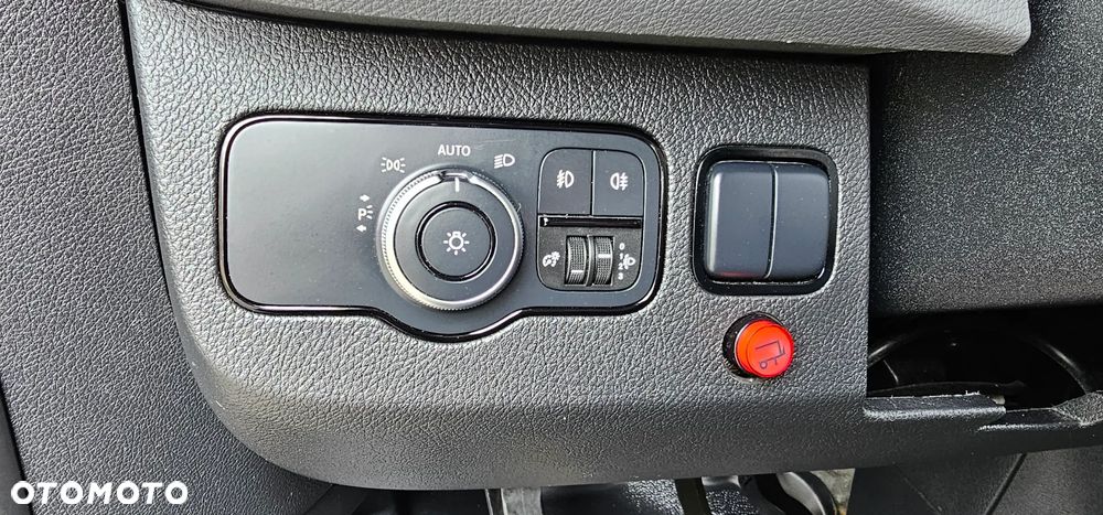 Mercedes-Benz Sprinter - 18