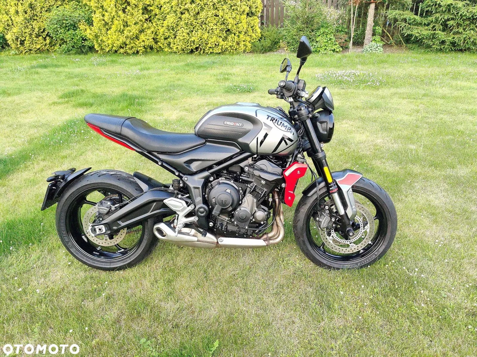 Triumph Trident - 1