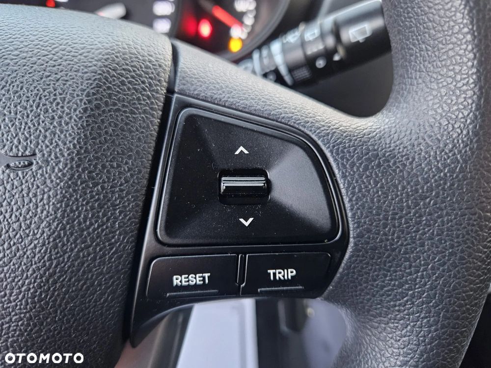 Kia Rio 1.2 Edition 7 - 24