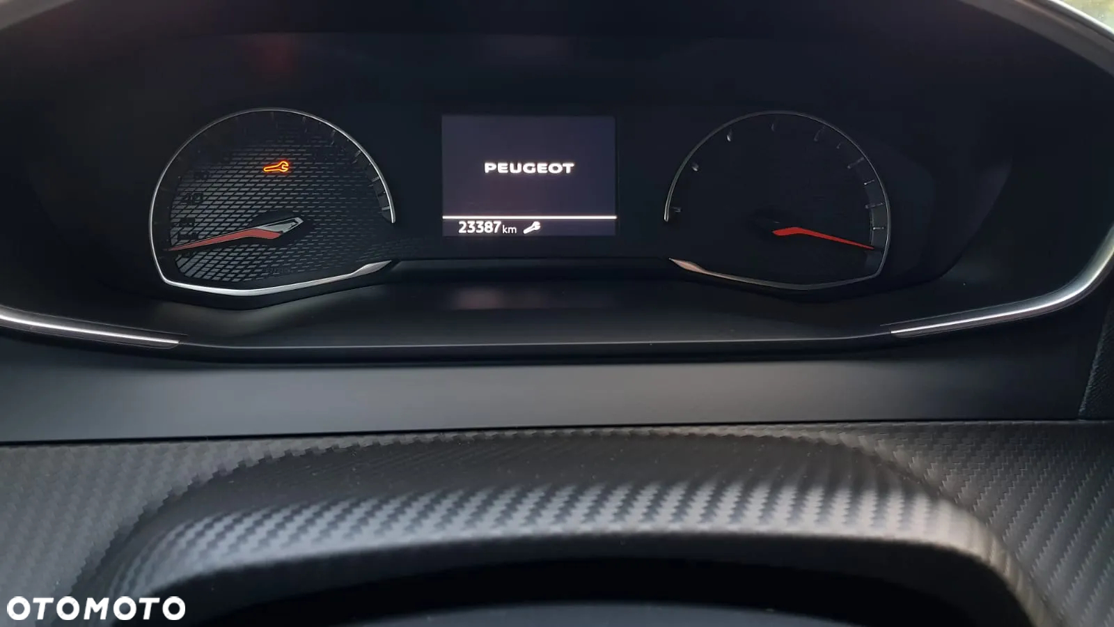 Peugeot 208 - 22