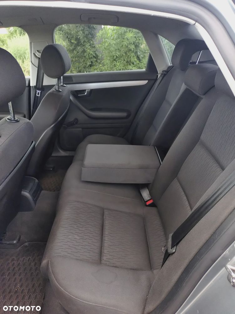 Audi A4 Limousine - 19