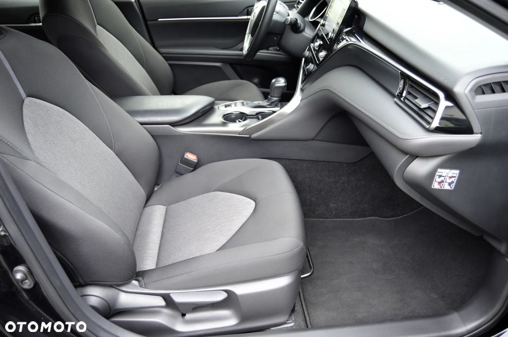 Toyota Camry 2.5 Hybrid Comfort CVT - 15