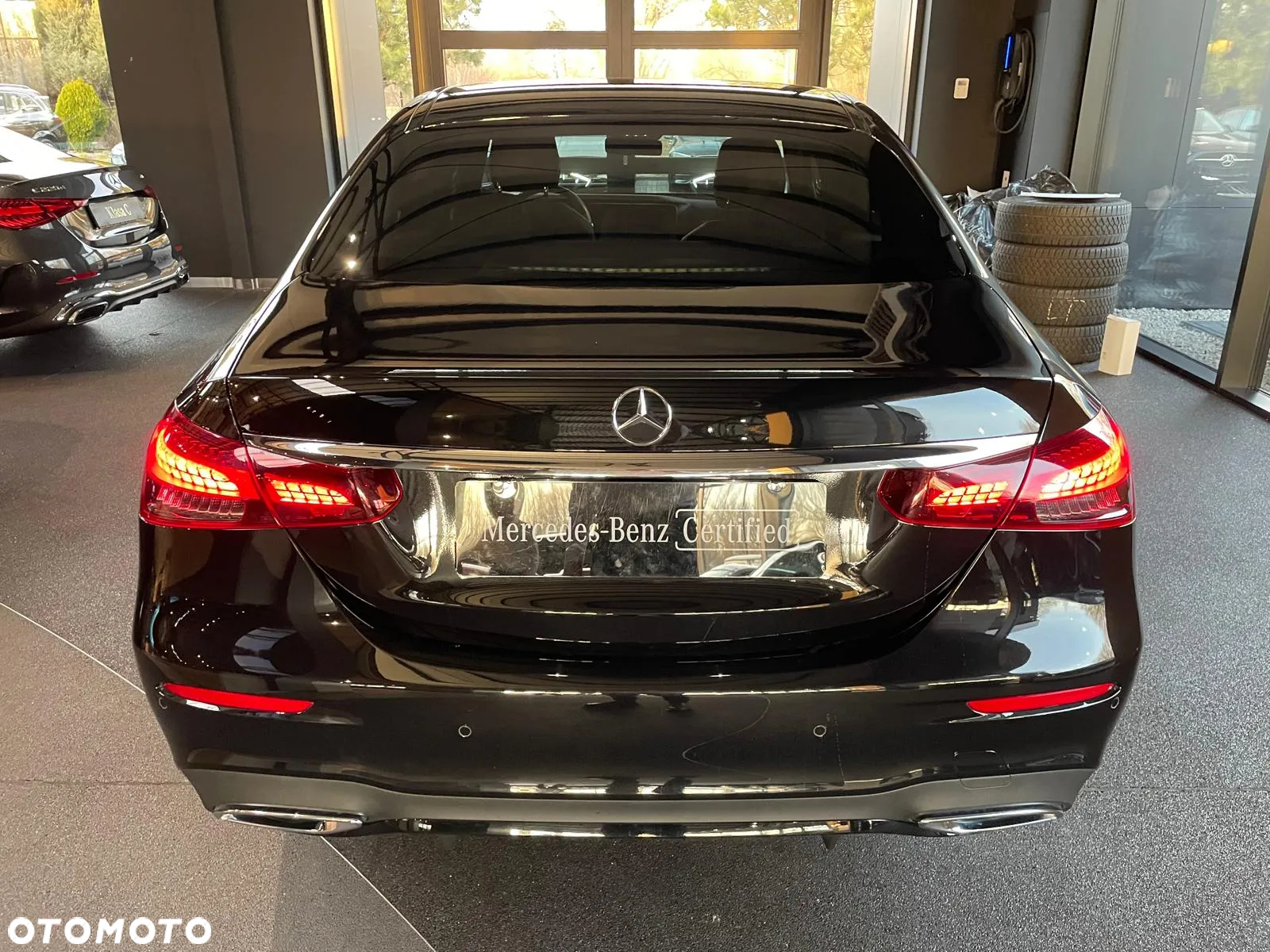 Mercedes-Benz Klasa E 220 d 4-Matic AMG - 3