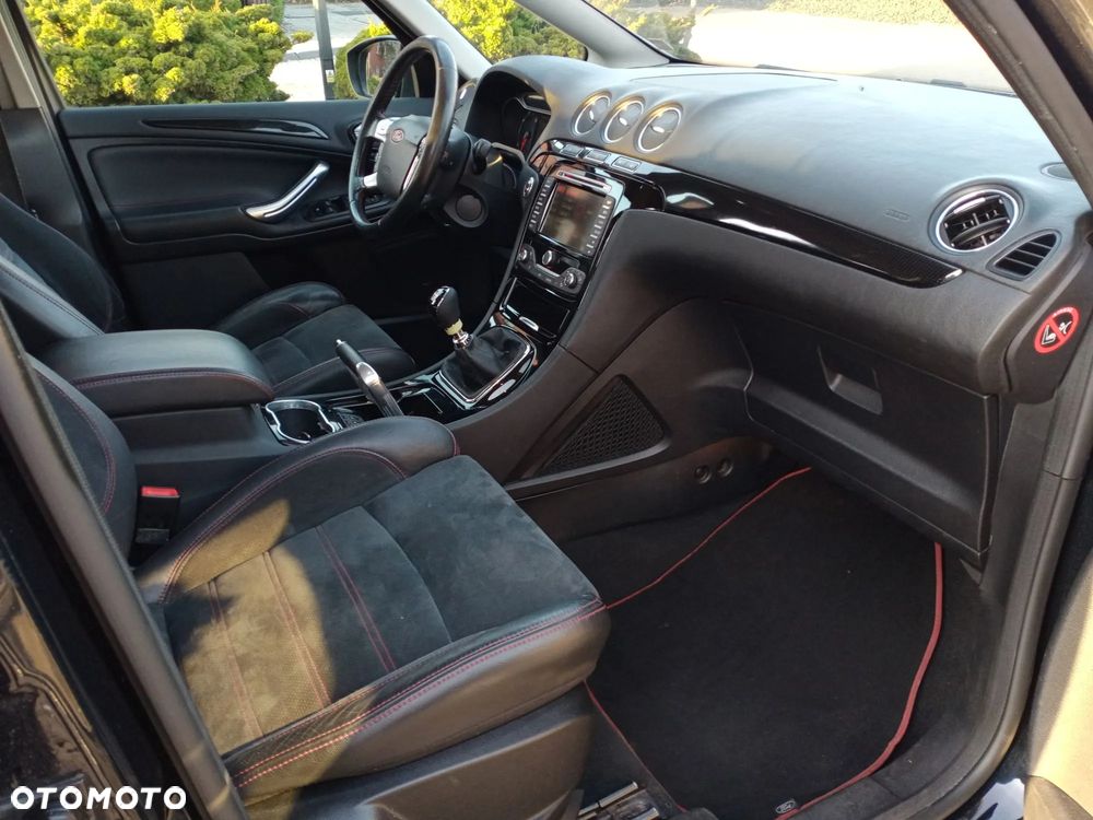 Ford S-Max 2.0 TDCi DPF Titanium - 23