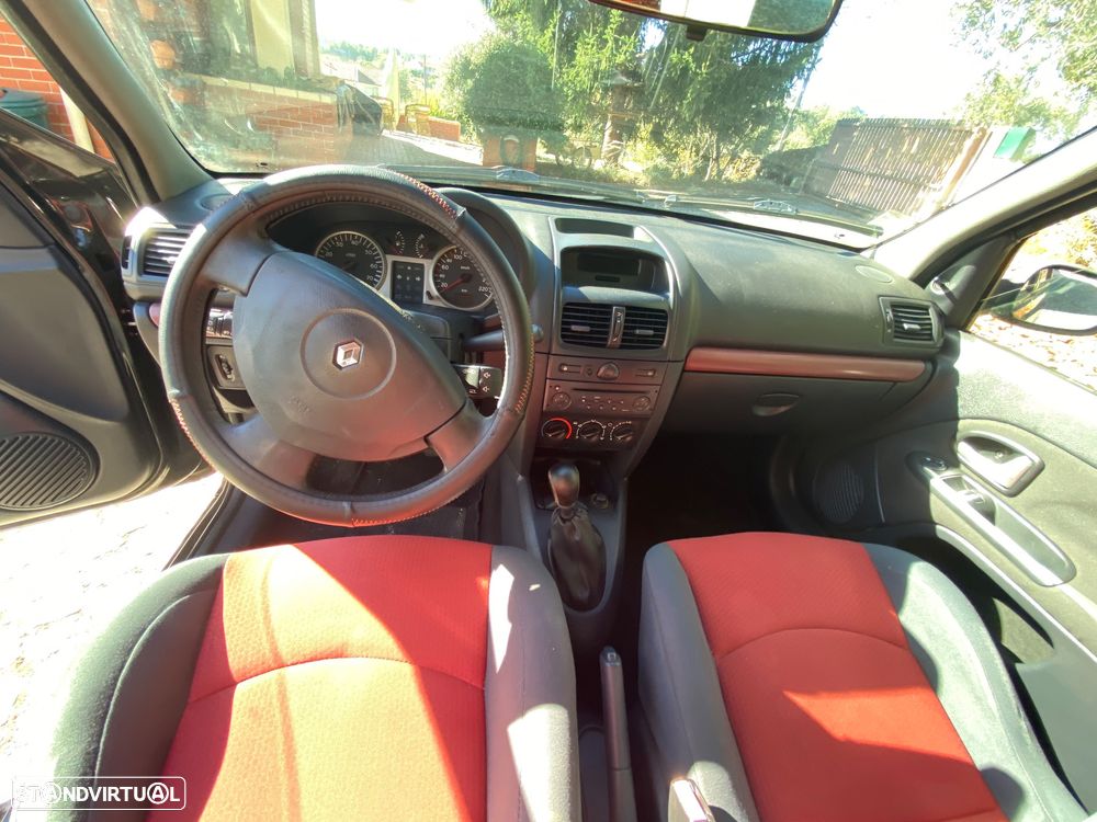 Renault Clio 1.2 16V Confort - 7