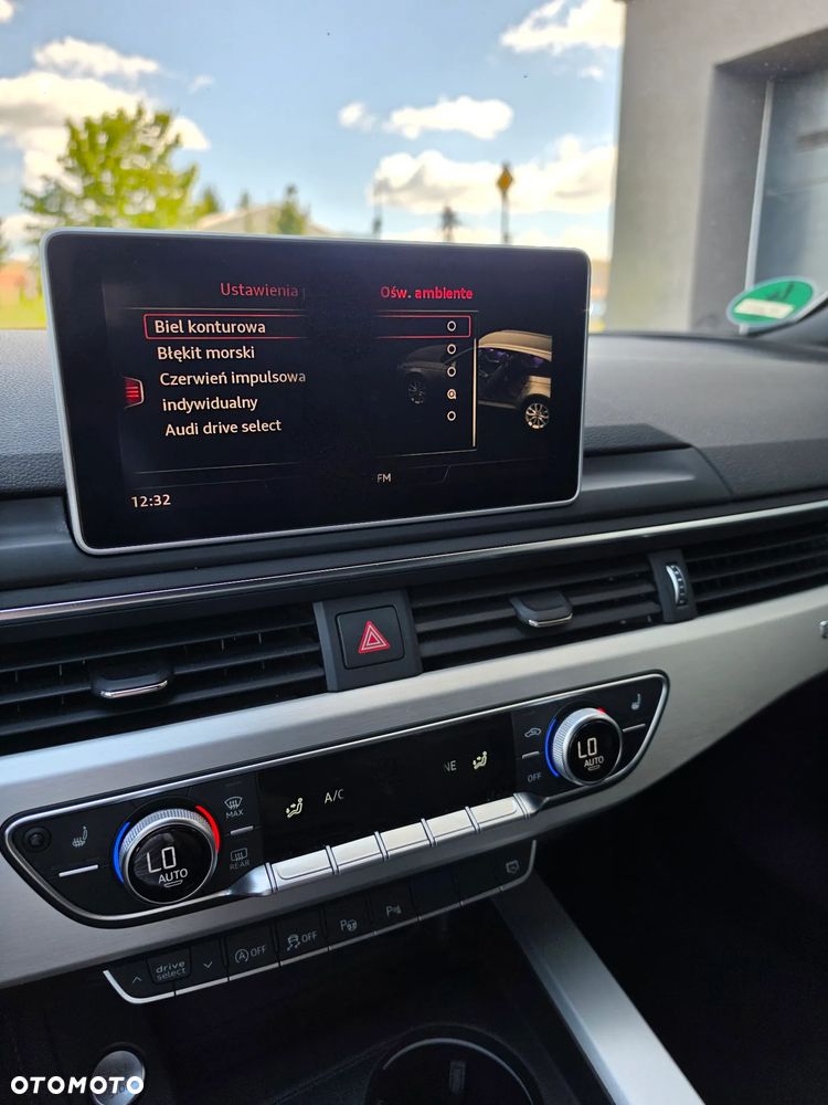 Audi A4 Avant 2.0 TDI S tronic quattro sport - 33