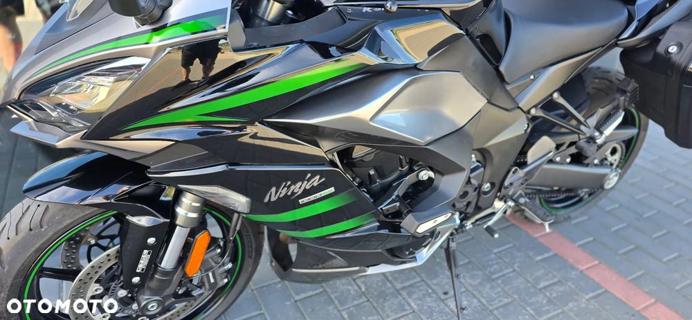 Kawasaki Ninja 1000 SX - 39