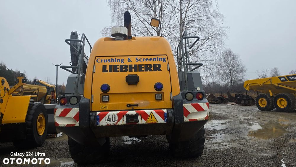 Liebherr 586 - 3