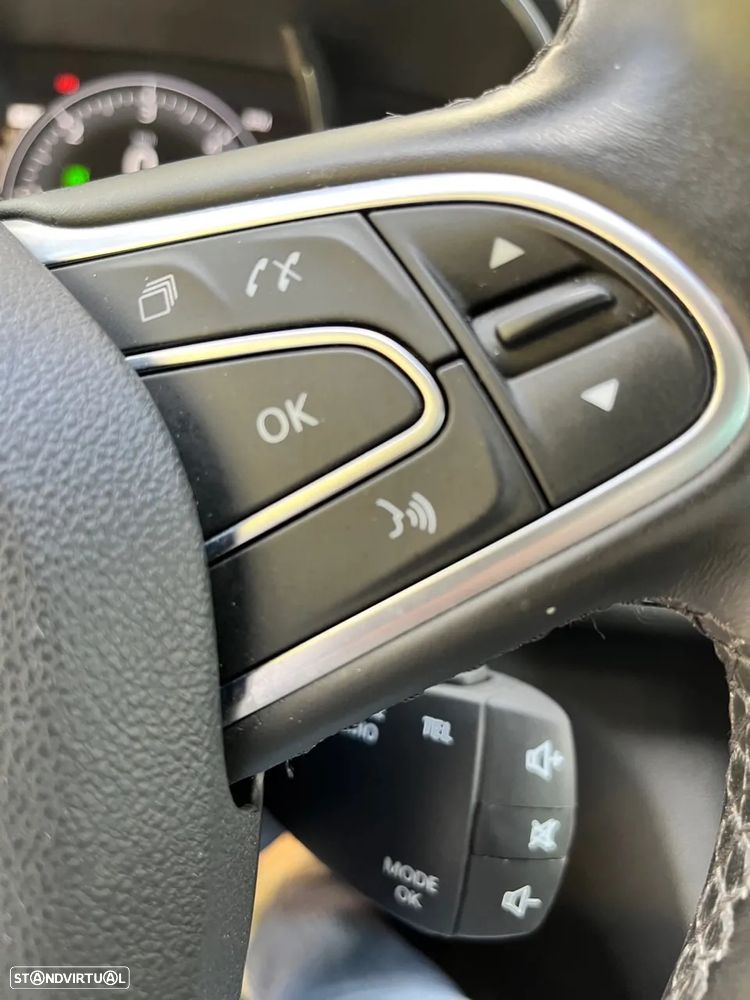 Renault Grand Scénic ENERGY dCi 110 EDC INTENS - 26