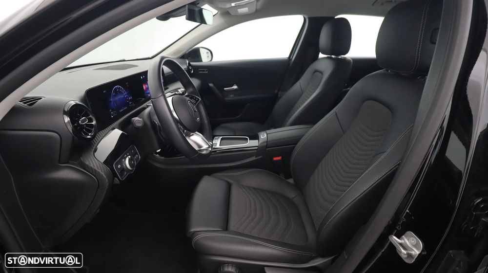 Mercedes-Benz A 250 e - 15