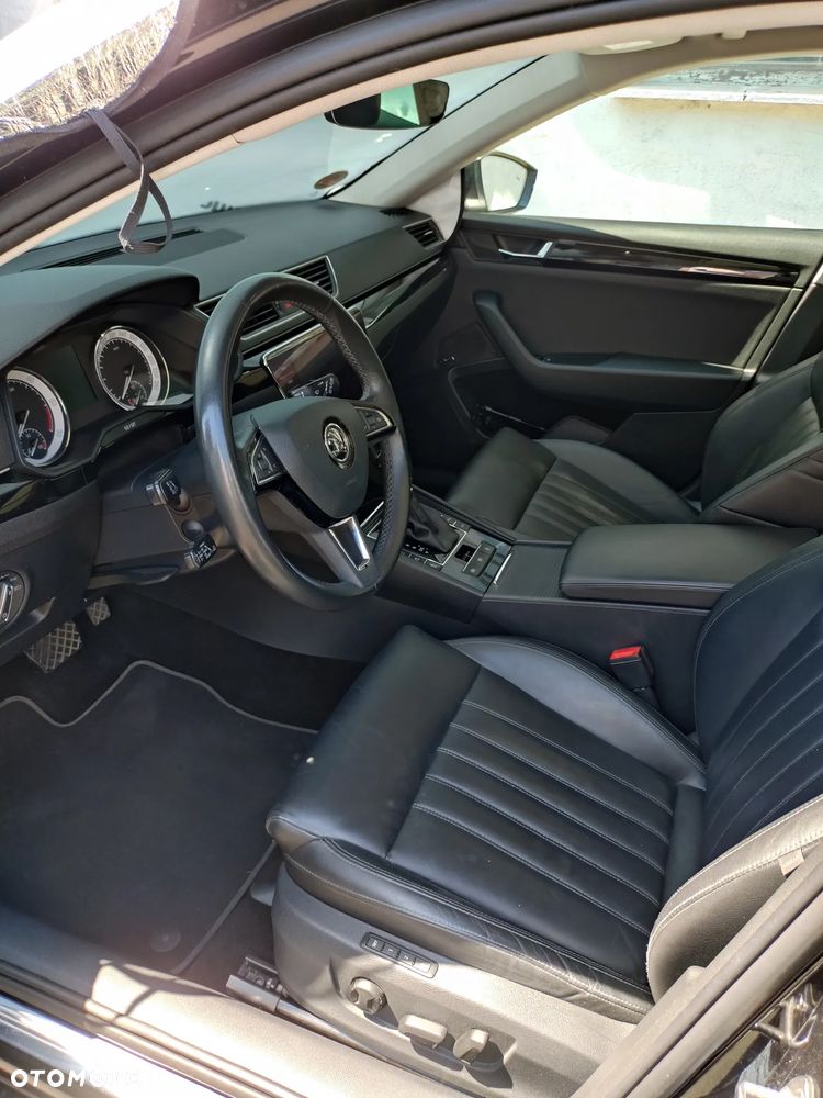 Skoda Superb 2.0 TDI L&K DSG - 13