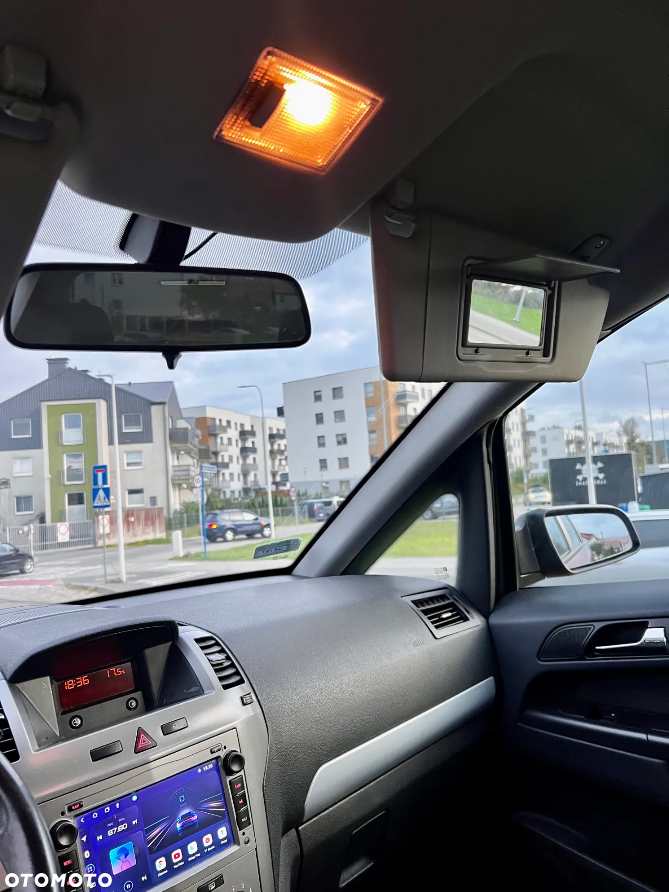 Opel Zafira 1.8 Cosmo - 14