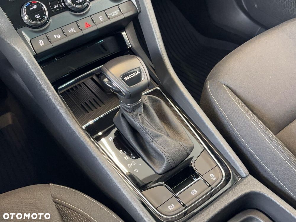 Skoda Karoq 1.5 TSI ACT Selection DSG - 27