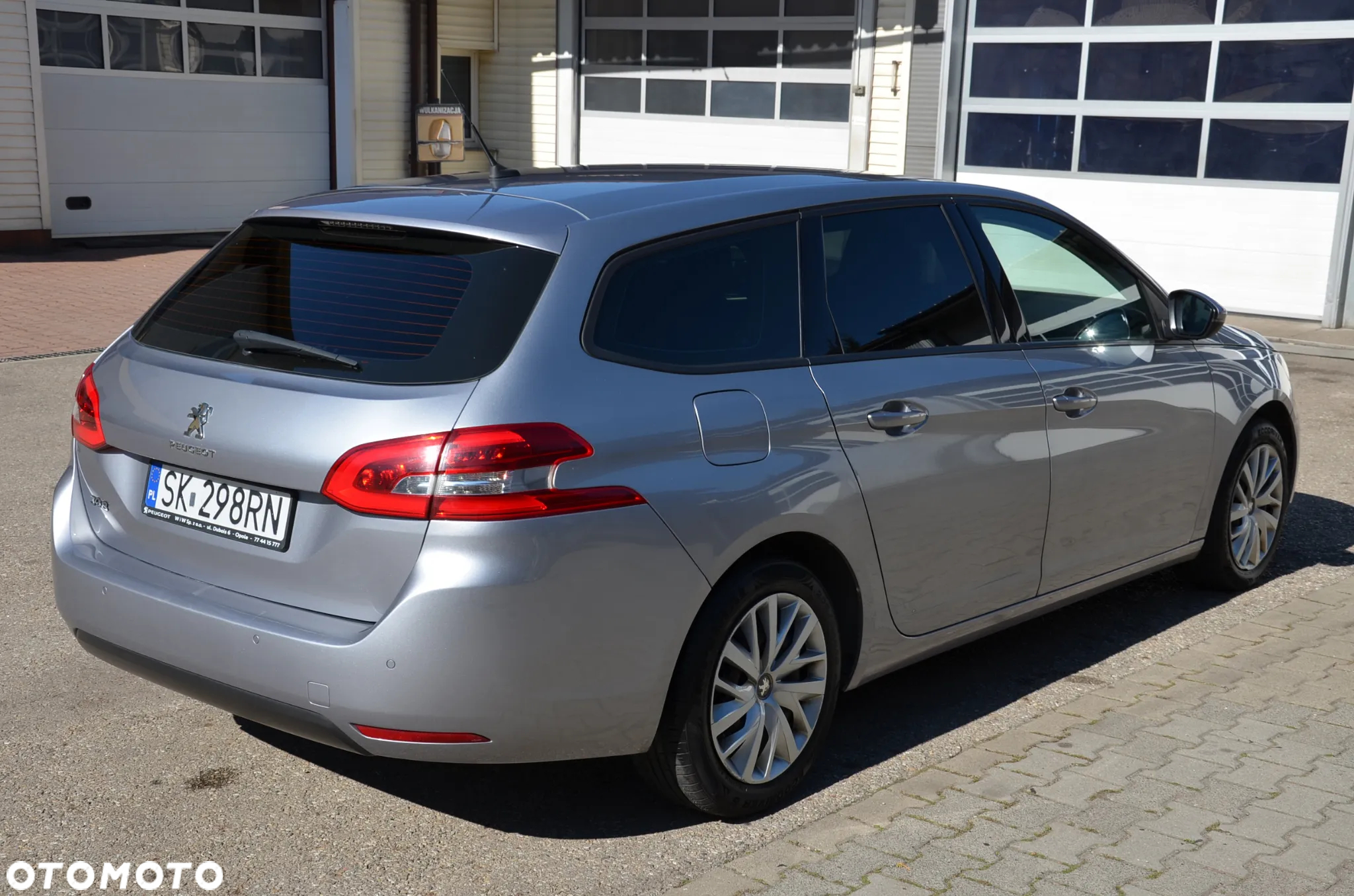 Peugeot 308 SW 1.5 BlueHDi Business Line S&S - 3