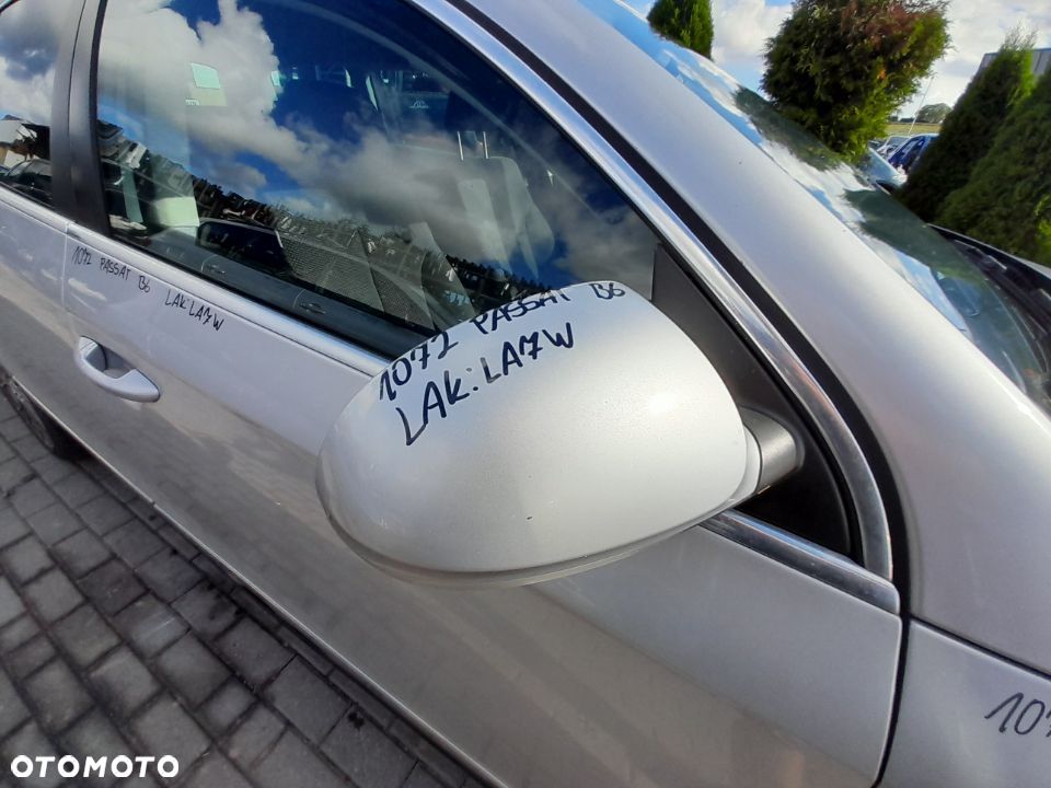 Lusterko Prawe Vw Passat B6 Kolor: LA7W - 2