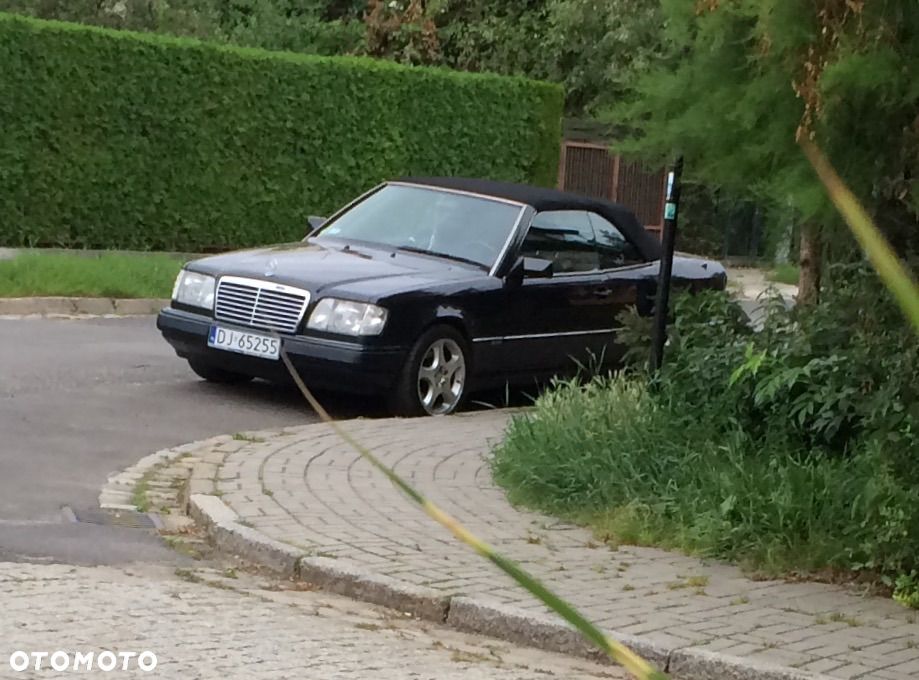 Mercedes-Benz Klasa E 320 - 4