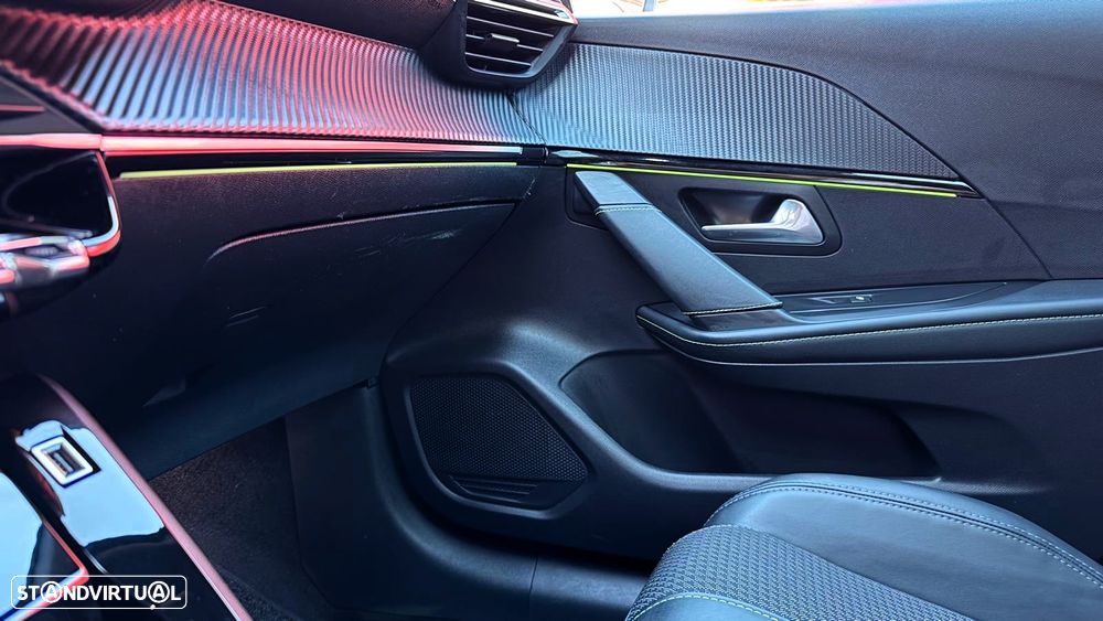 Peugeot 208 1.2 PureTech GT Pack EAT8 - 16