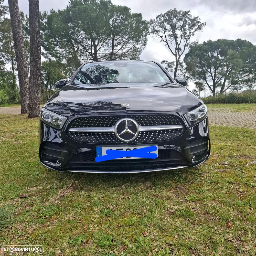 Mercedes-Benz A 250 Limousine e AMG Line - 3