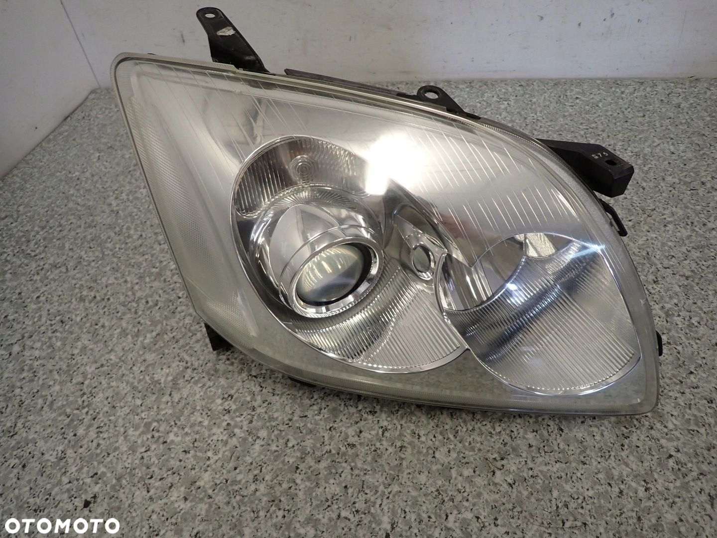 TOYOTA AVENSIS T25 03-05 REFLEKTOR LAMPA PRZEDNIA PRAWA - 2