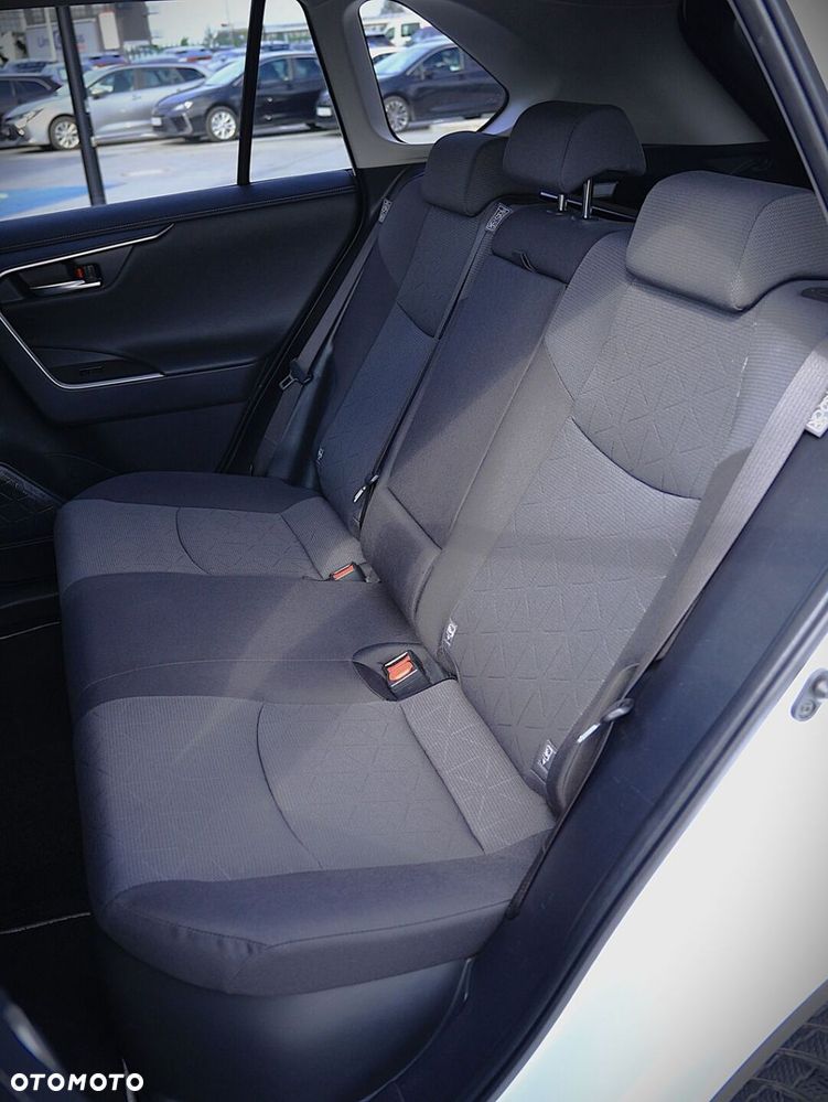 Toyota RAV4 - 20