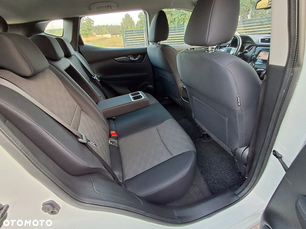 Nissan Qashqai 1.2 DIG-T Visia - 23