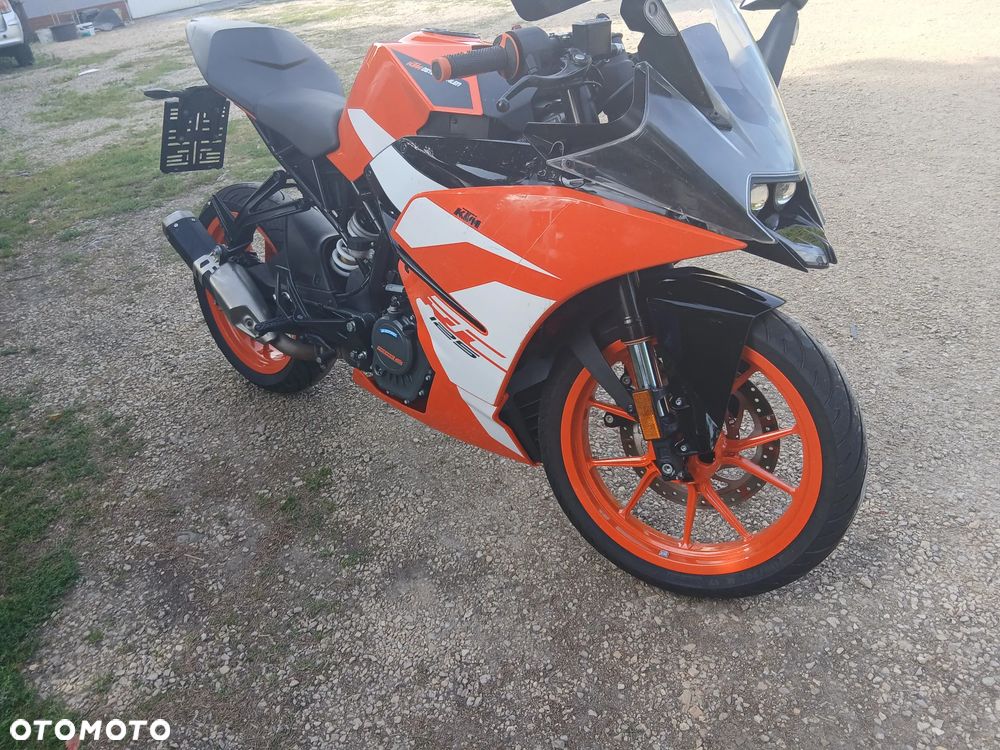 KTM RC 125 - 4