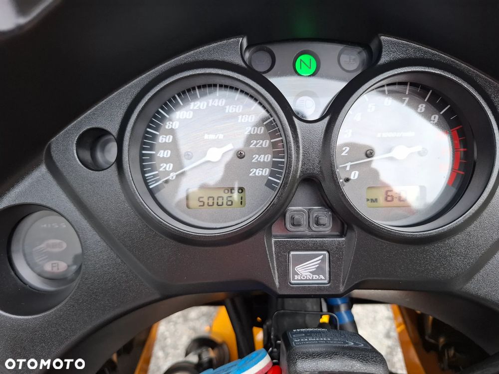 Honda CBF - 22
