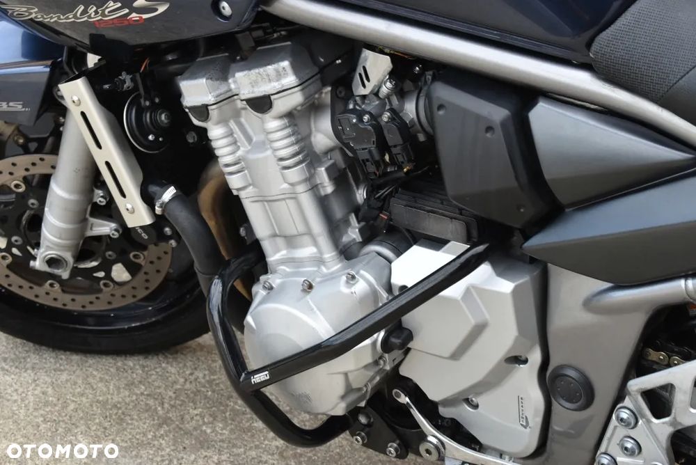 Suzuki Bandit - 18