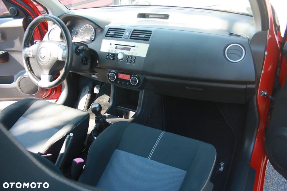 Suzuki Swift 1.3 Sunlight Edition - 20